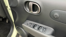 Hyundai INSTER 85kW 02 49kWh 5dr Auto Electric Hatchback